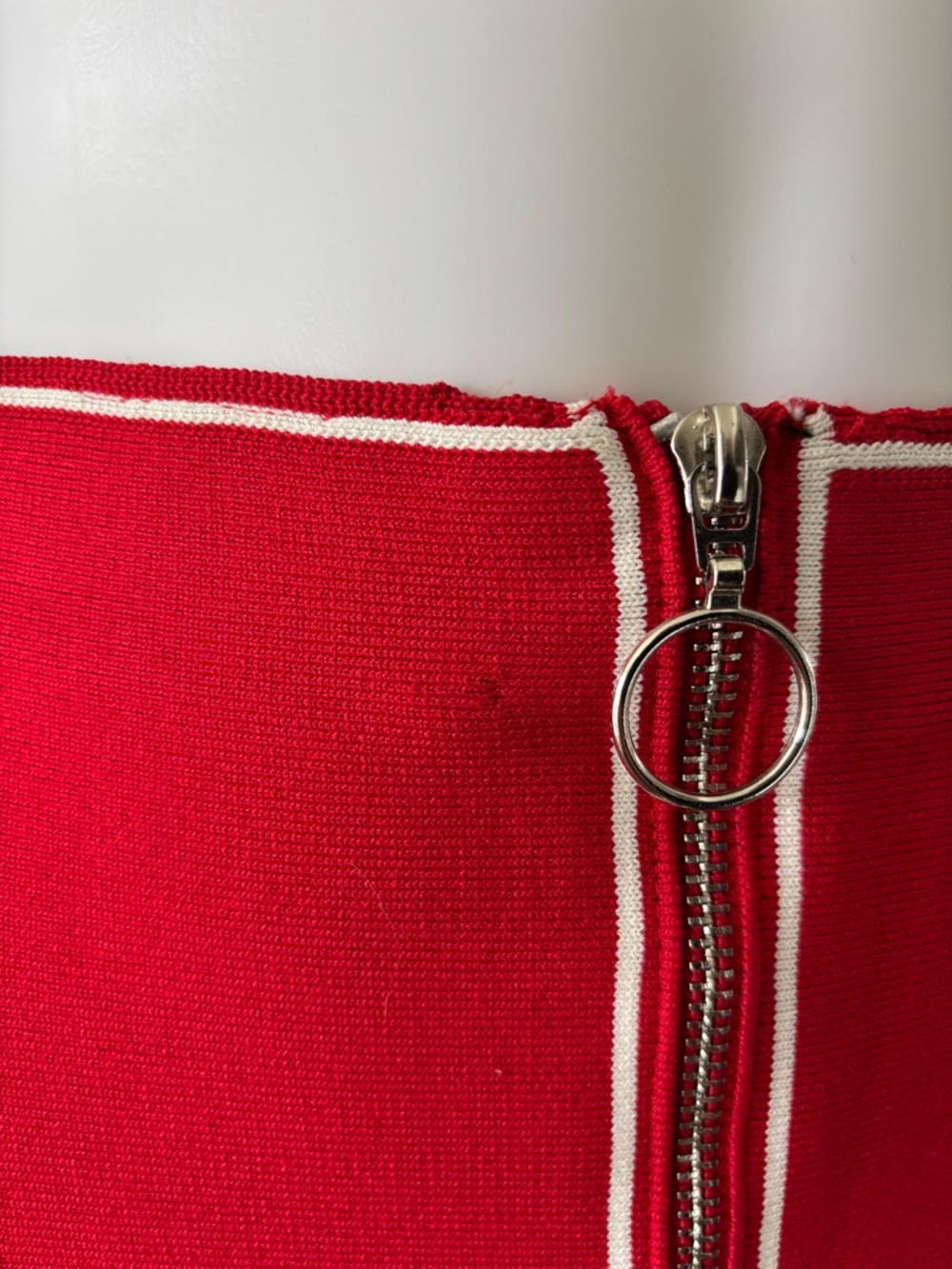 Sandro Skirt Red Women's Zip Sz 3 Authentic❤️ - Picture 6 of 11